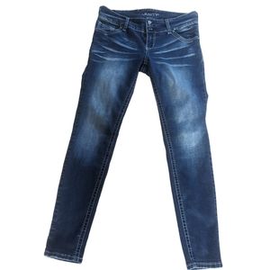 Vanity Jeans Size 30x32